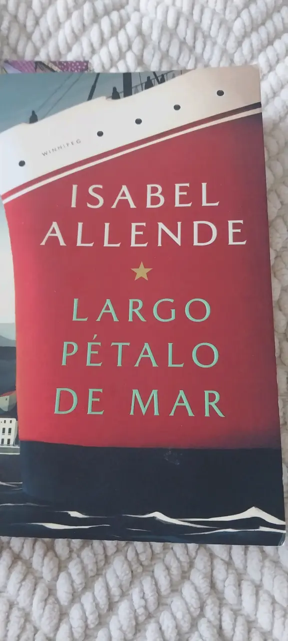 Libro Isabel Allende 'Largo pétalo de mar'