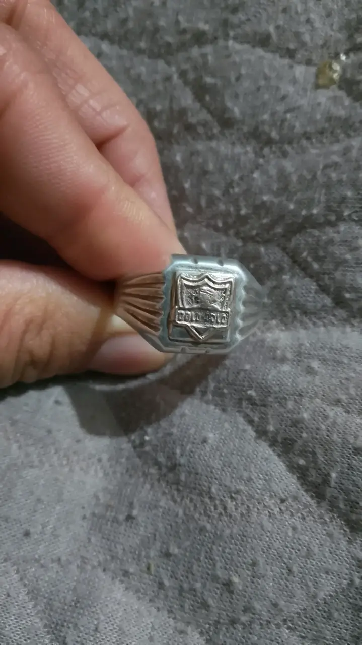 Anillo plata Colo Colo