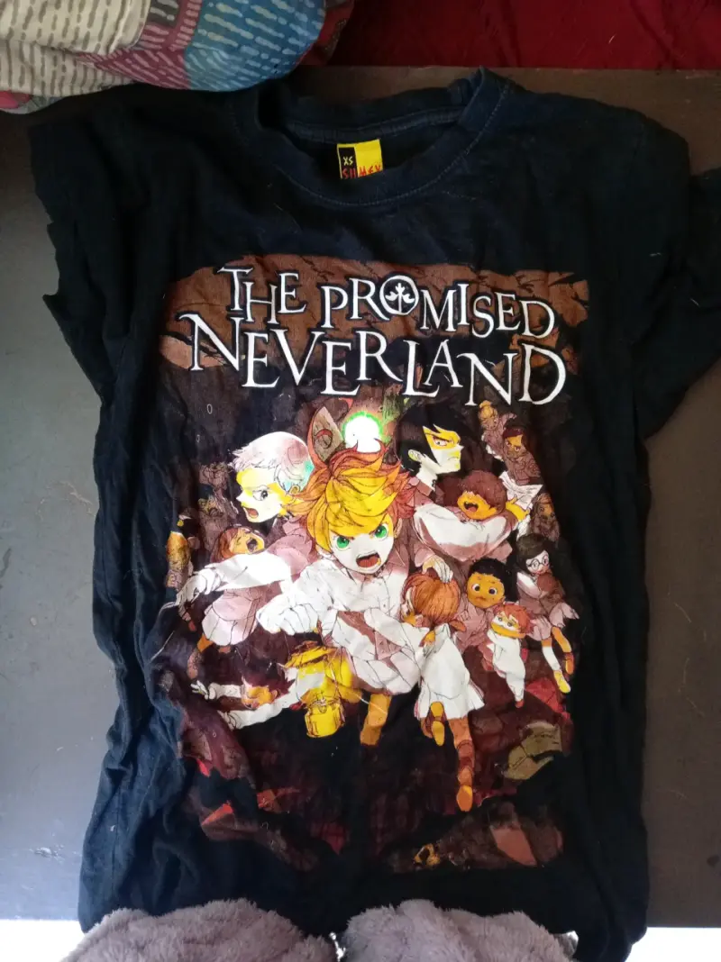 Polera The Promised Neverland y tik tok - 1