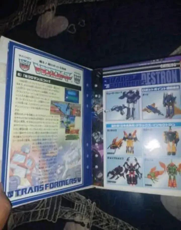 Figura coleccionable Transformers - 6