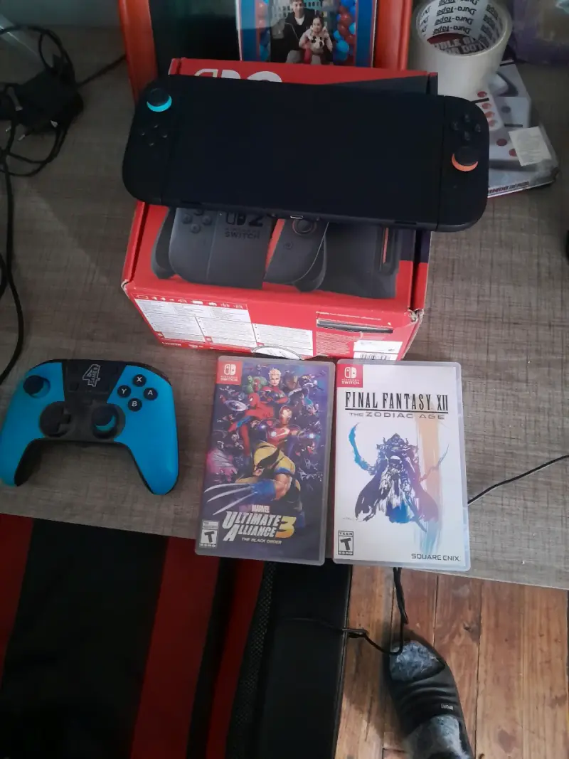 Consola Nintendo Switch 2 con juegos y Control