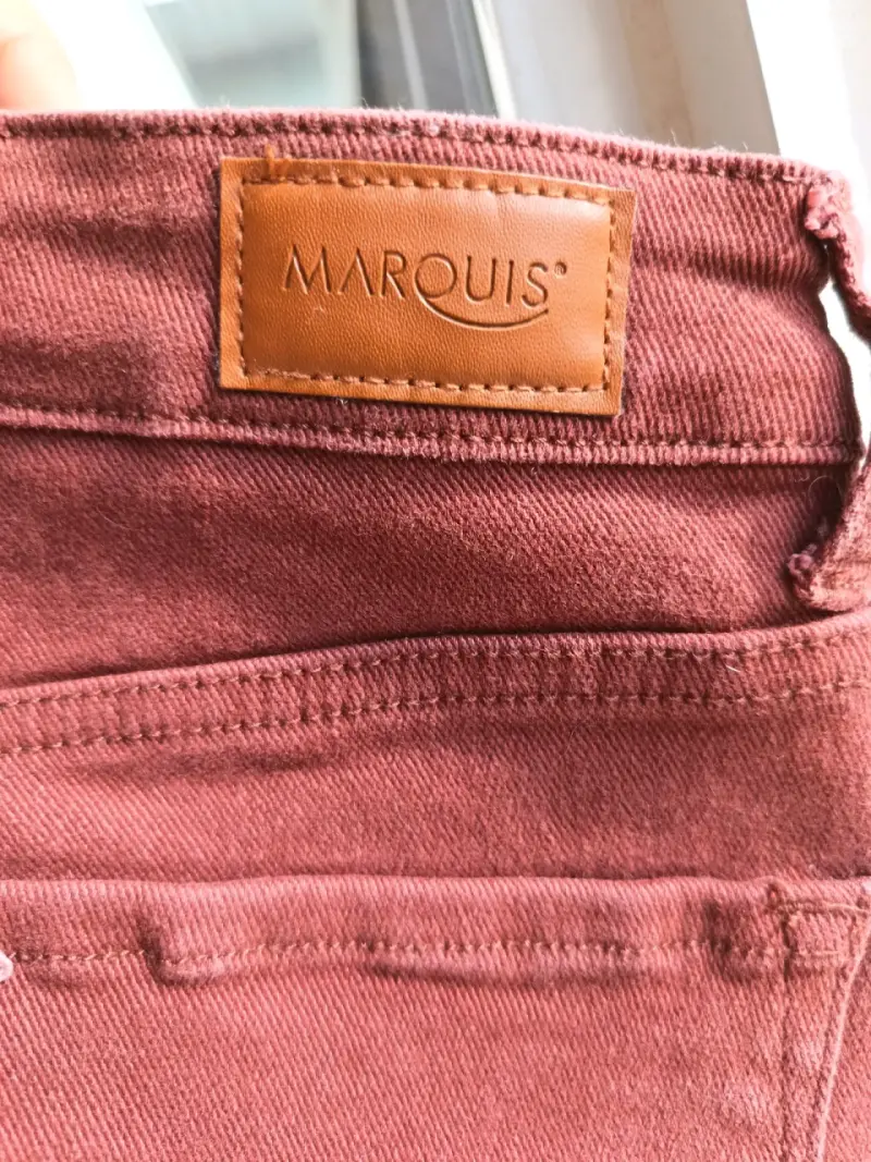 Jeans color teja con ruedo deshilachado - 3