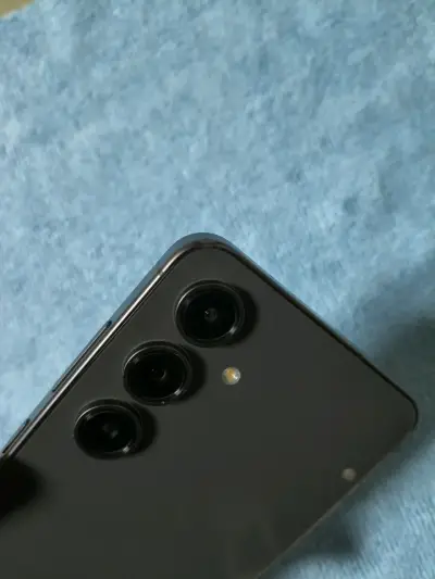 Samsung s24 fe - miniatura 3
