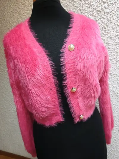 Cárdigan rosa de peluche con botones - miniatura 1
