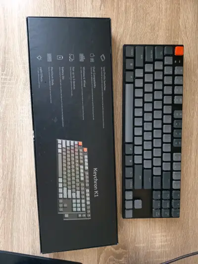 Teclado mecánico retroiluminado - miniatura 2