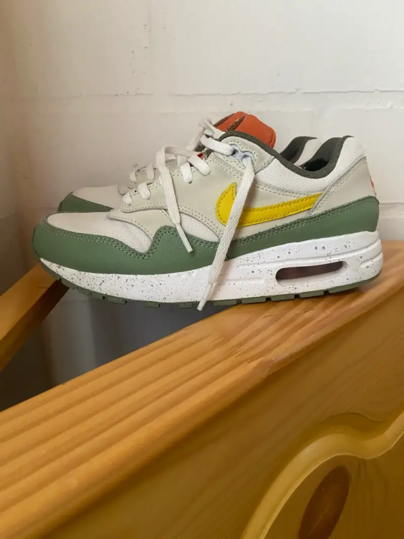 Zapatillas deportivas verde y blanco - 2