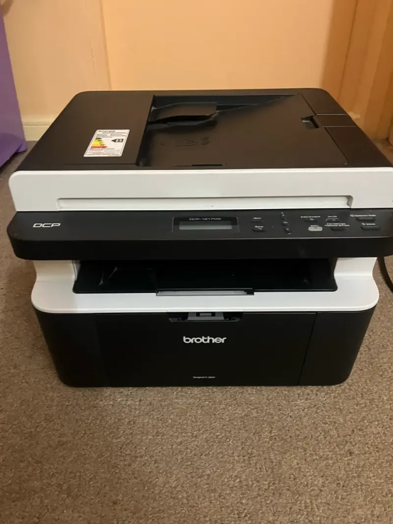 Impresora multifuncional Brother DCP - 1