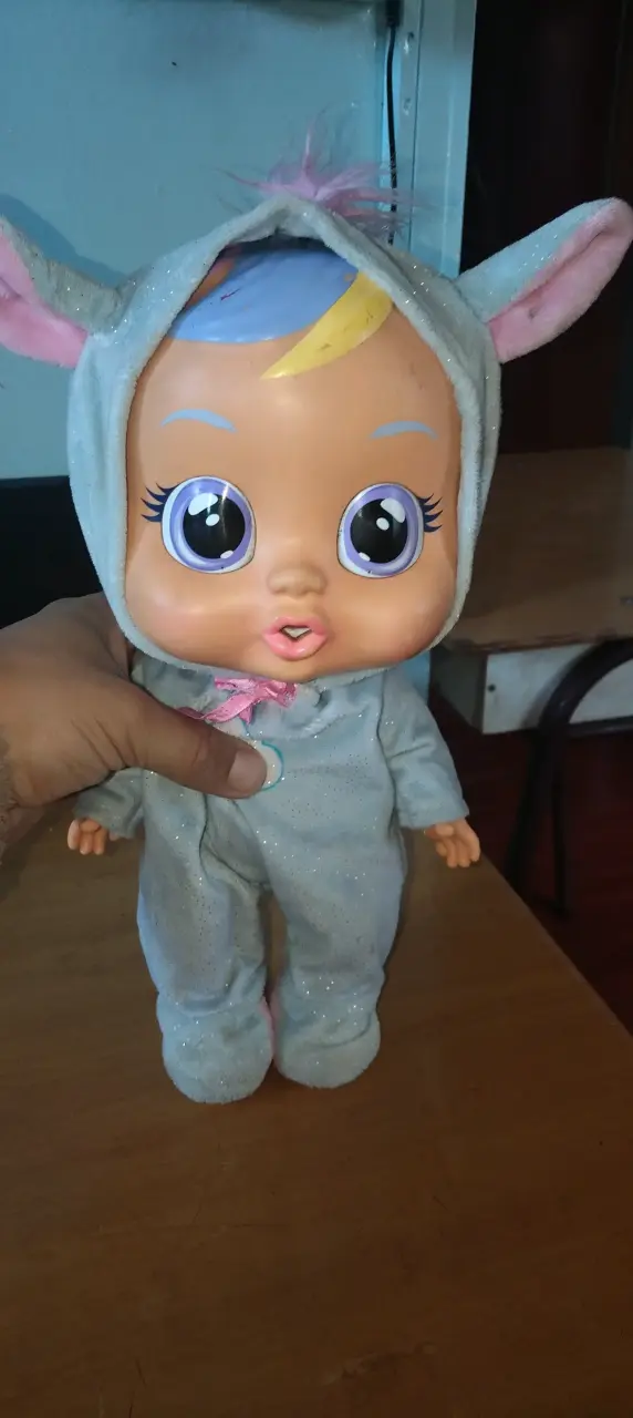 Muñeca bebé llorones disfraz unicornio - 1