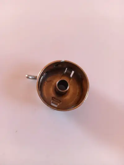 Bobina de maquina de coser - miniatura 2