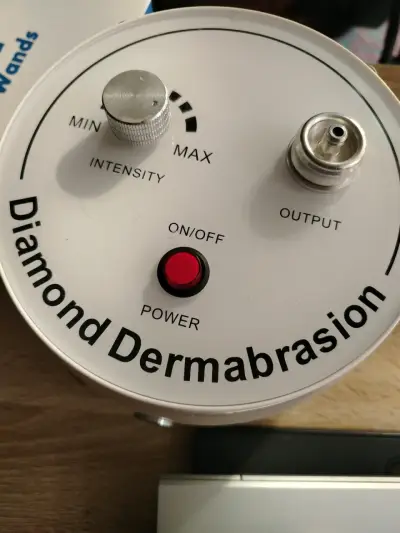 Máquina de dermoabrasión - miniatura 1