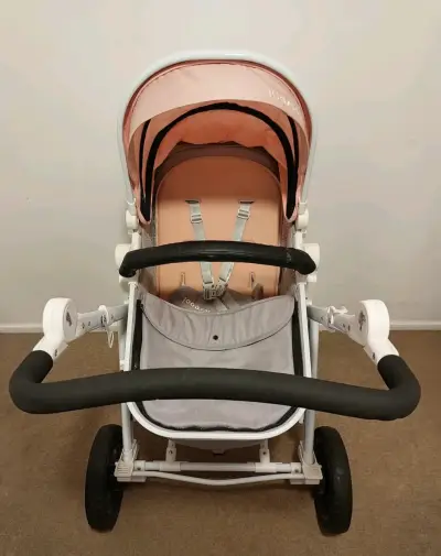 Coche para bebé rosa y gris - miniatura 3