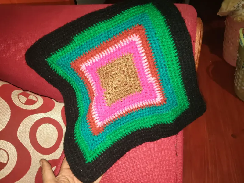Cojín tejido multicolor - 1