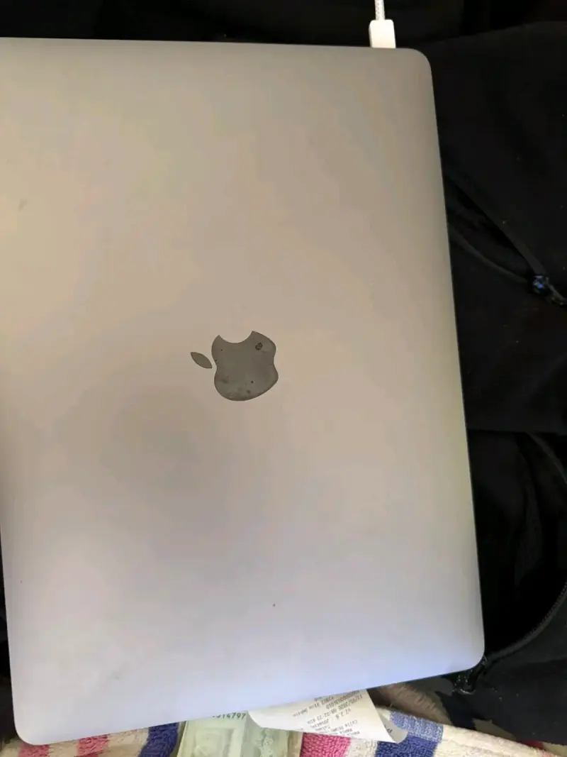 MacBook Air - 4