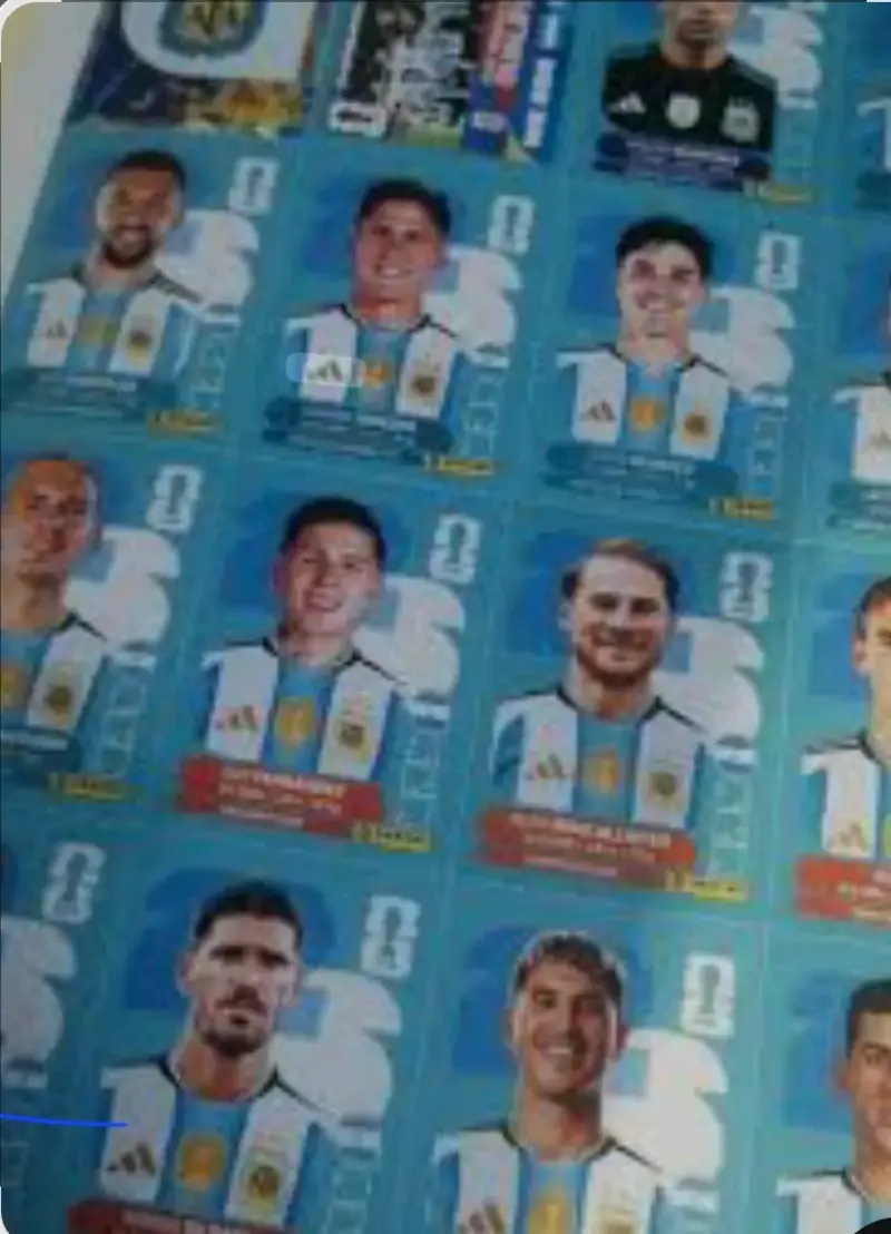 Álbum de figuritas Panini alternativa