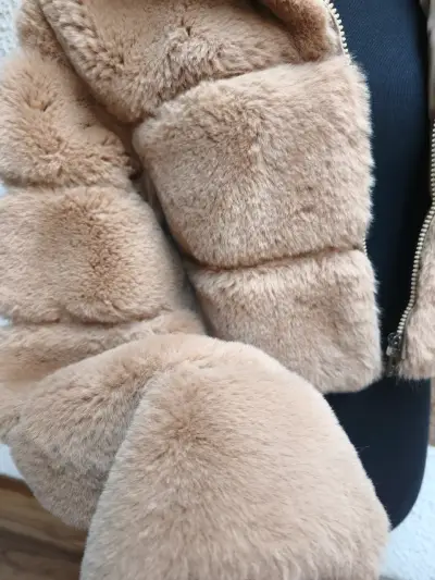 Chaqueta de piel sintética beige - miniatura 3
