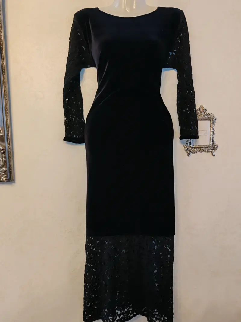 Vestido negro elegante con encaje - 1