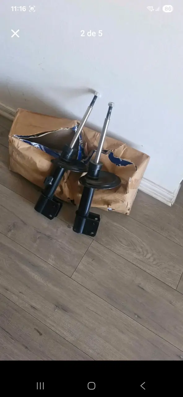 Vendo amortiguadores delanteros nuevos Citroën c4 - 2