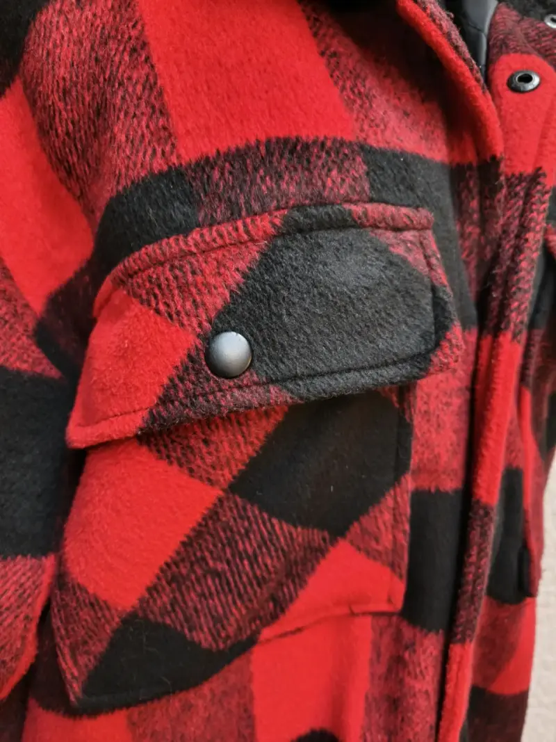 Camisa de franela roja y negra - 2