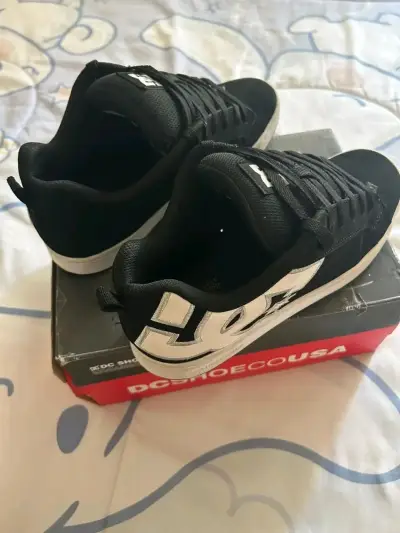 Zapatillas negras DC Shoes - miniatura 1