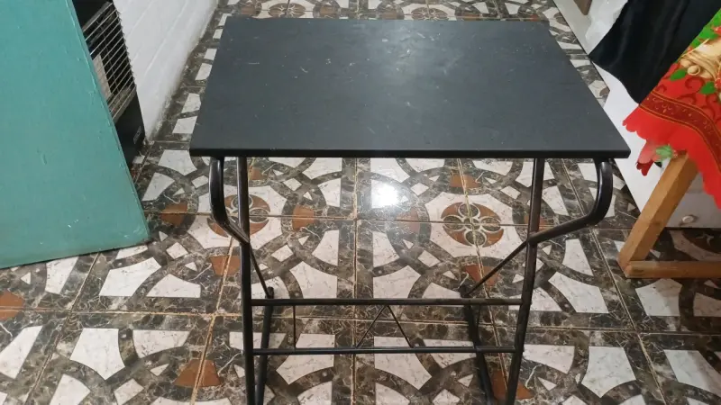 Mesa plegable negra - 1