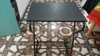 Mesa plegable negra - miniatura 1