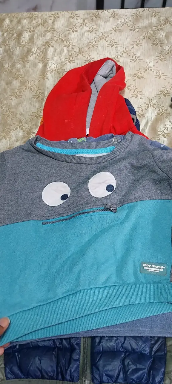 Polerón infantil rojo y negro - 5
