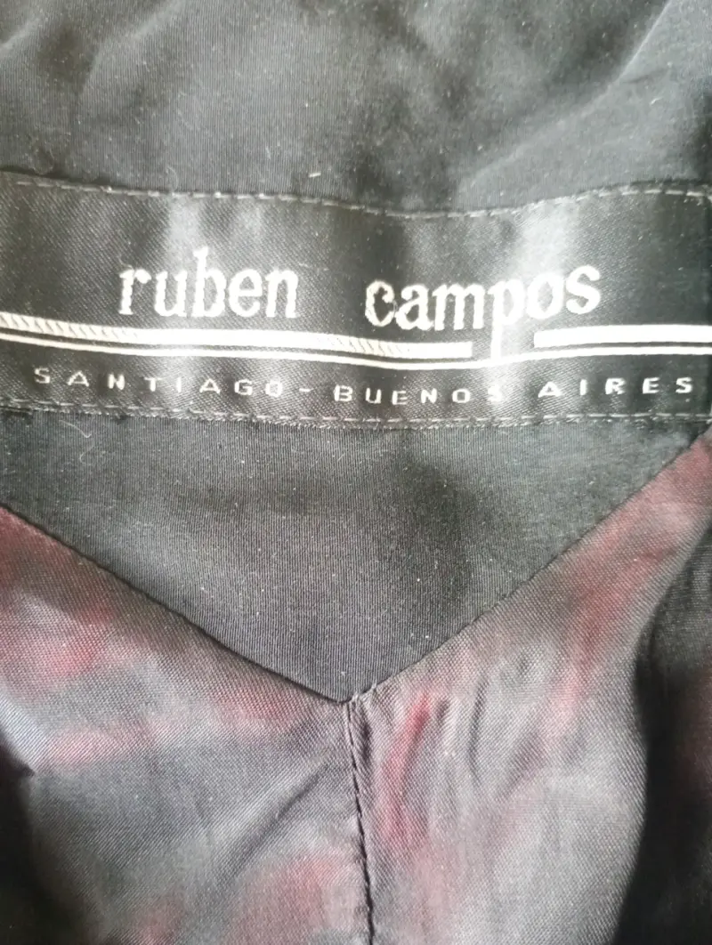 Blazer negro.,pespunte ,Rubén Campos - 2