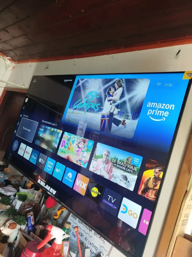 Televisor inteligente LED 65 pulgadas - 1