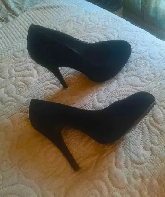 Tacones negros elegantes - 3