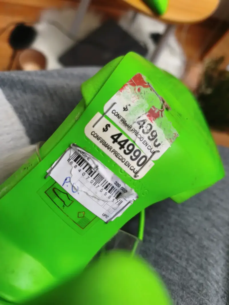 Tacones verdes con tiras - 5