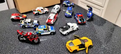 Colección autos de juguete rally - miniatura 1