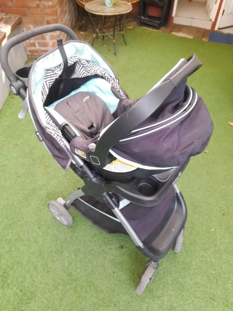 Coche para bebe negro calipso - 2