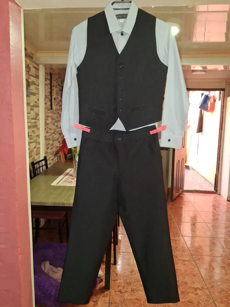 Conjunto de traje formal gris oscuro para niño