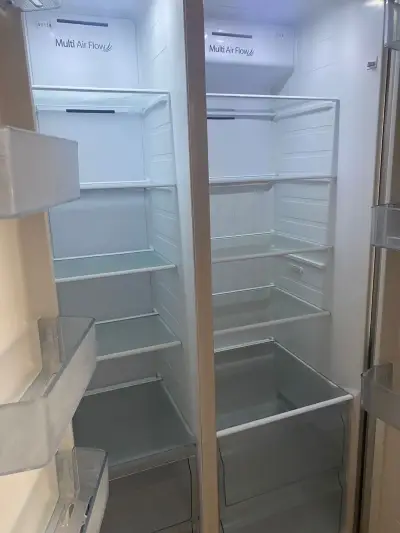 Refrigerador Hisense inox - miniatura 3
