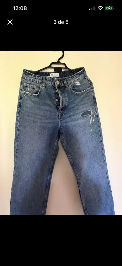 Jeans azules Zara desgastados - miniatura 1