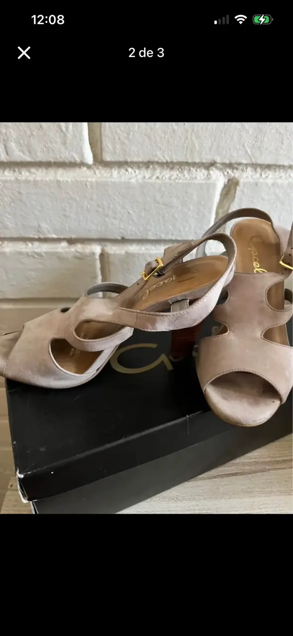 Sandalias beige con hebilla - 2