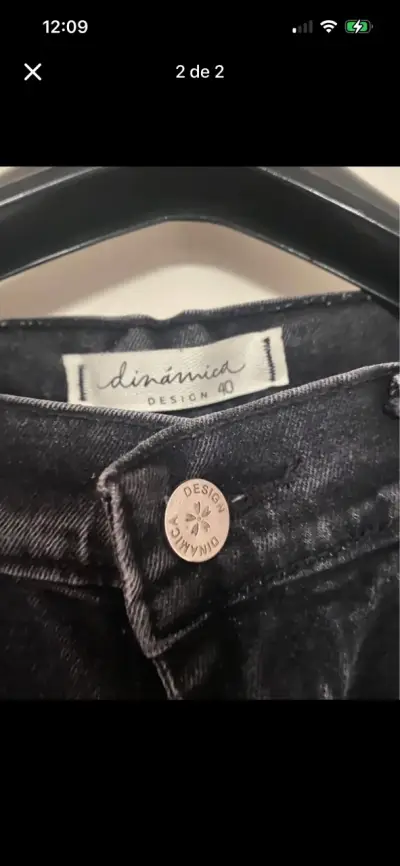 Jeans negros con roturas - miniatura 2