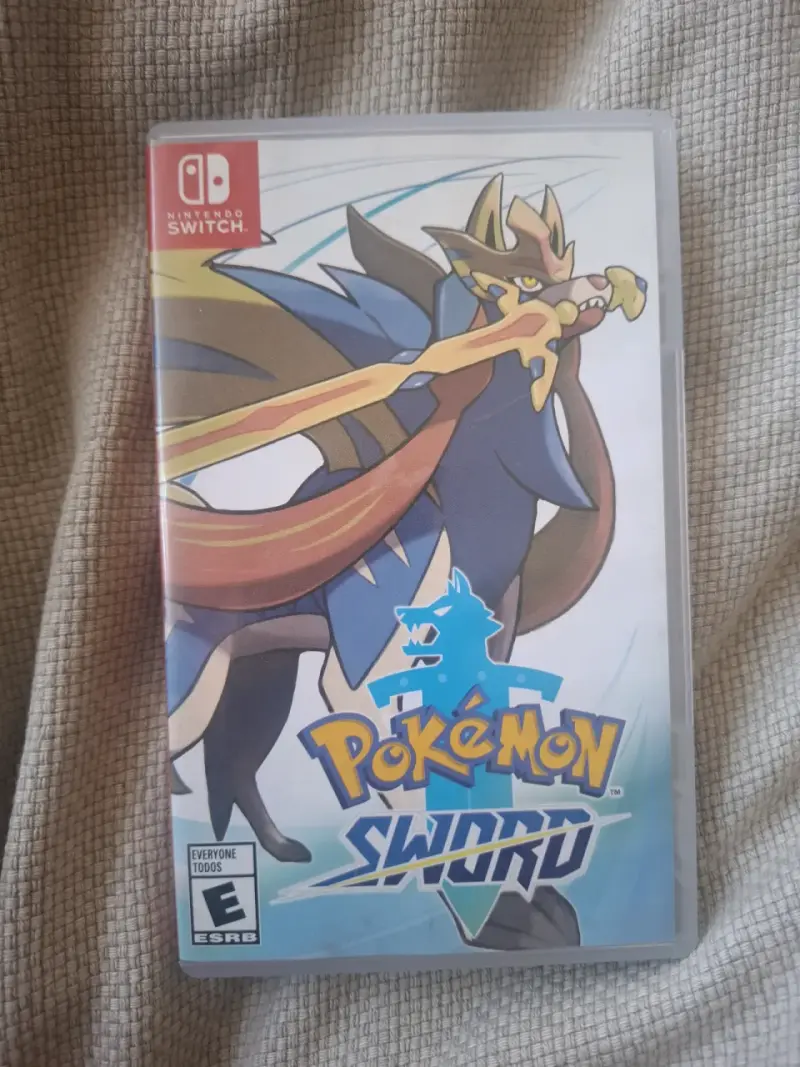 Juego Pokémon Sword para Switch - 1