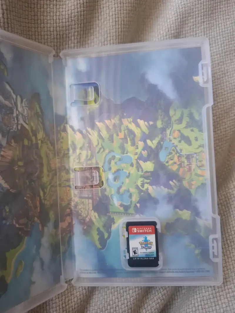 Juego Pokémon Sword para Switch - 2