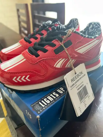 Zapatillas Reebok Classic rojas - miniatura 1