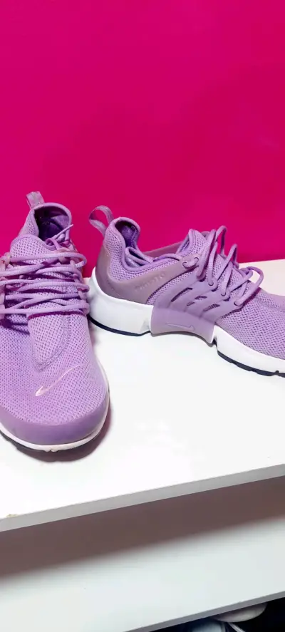 Zapatillas deportivas lilas - miniatura 1