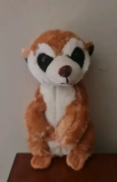 Peluche de suricata suave - miniatura 1