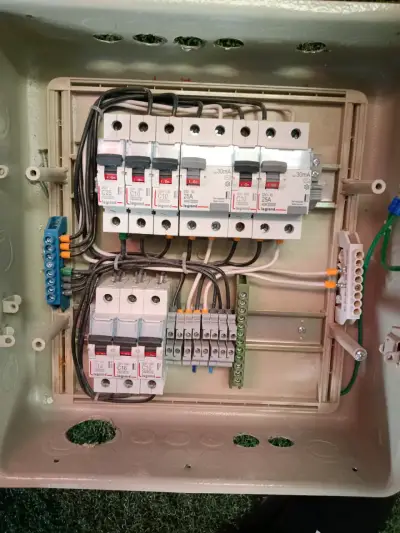 Tablero eléctrico compacto - miniatura 3