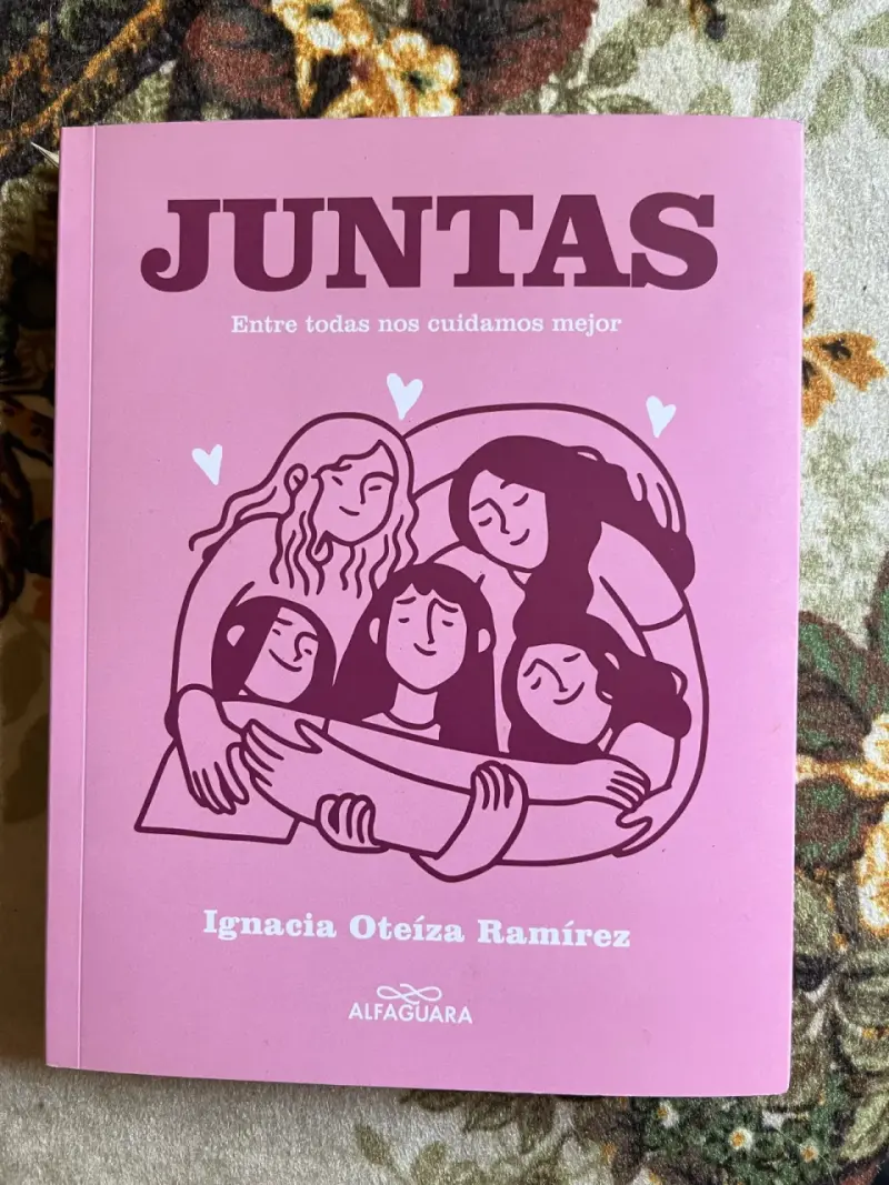 Libro 'Juntas' de Ignacia Oteíza - 1