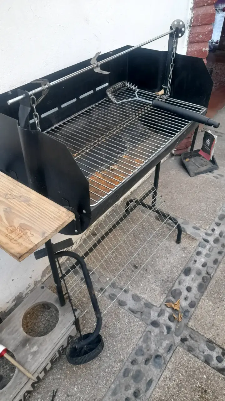 Parrilla de acero grande - 4