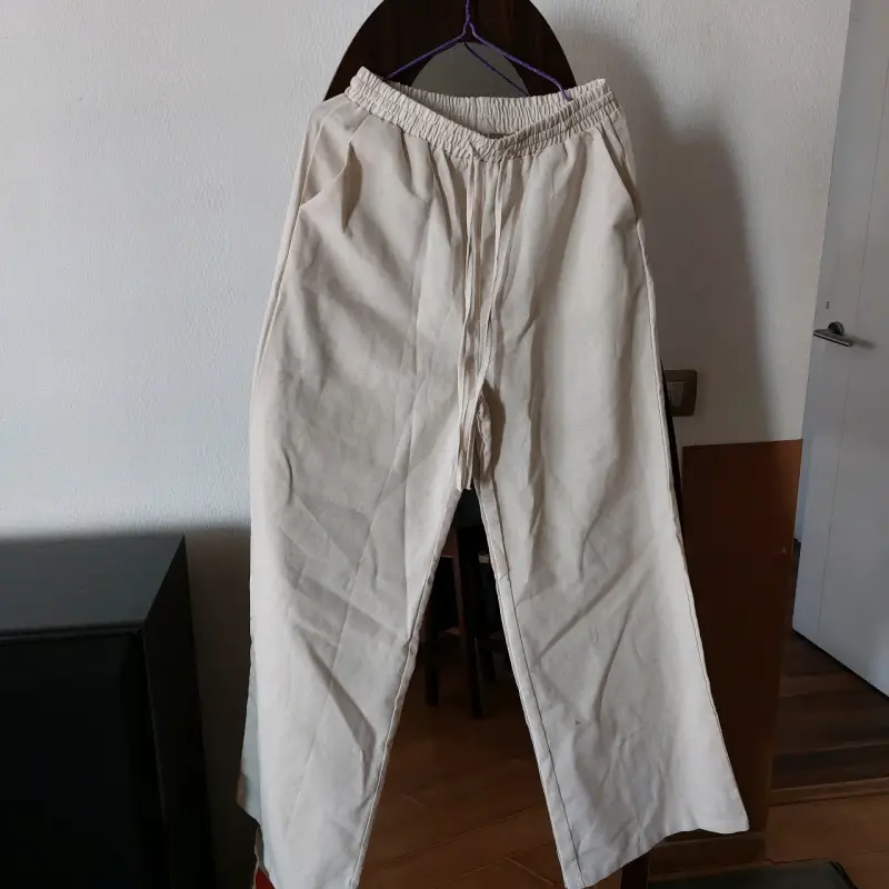 Blusa beige sin mangas - 3