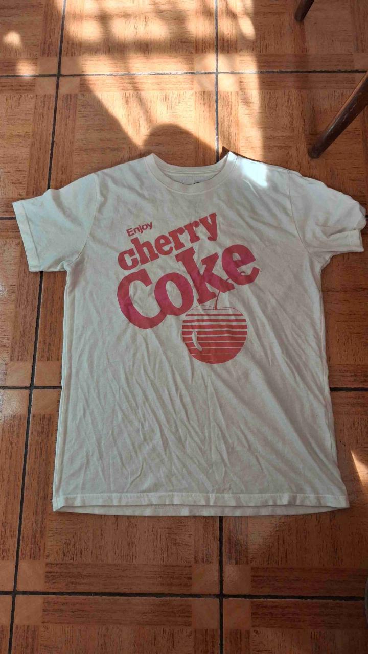 Polera blanca Cherry Coke - 1