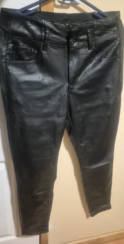 Bota-Pantalones- Chaqueta - miniatura 2