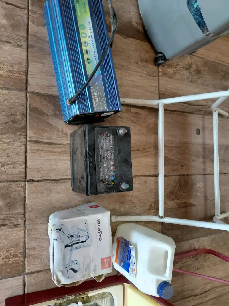 Garagesale - 3