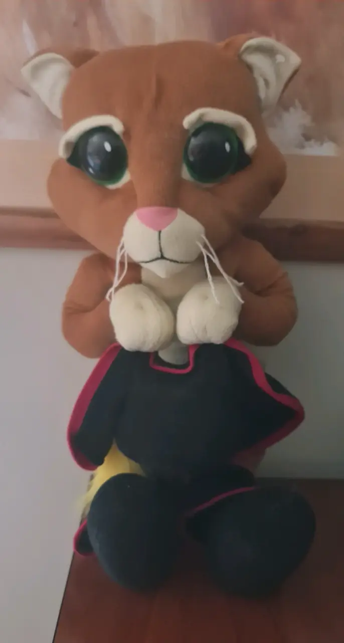 Peluche de puma con capa - 2